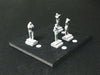 1/64 / HO AFX spectators.