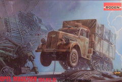 1/72 WW 2 German Opel Maultier semi tracked model truck kit.