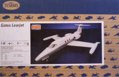 1/48 Gates Learjet civil model aircraft kit.