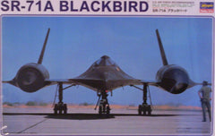 1/72 SR-71 A Blackbird spy plane plastic model kit.